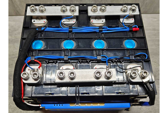 Акумуляторна батарея LF100LA 12.8V 100 AH (1280Wh) с BT (Smart BMS 100A) LiFePO4